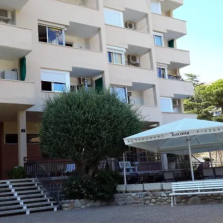 Appartement Apartment Domenech Carles 2